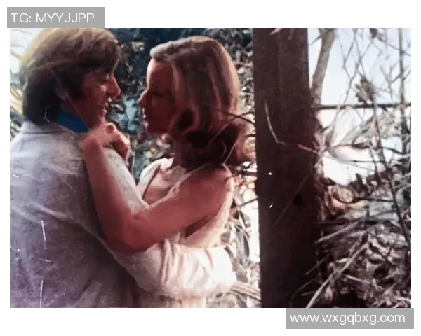 旺达与足球明星的浪漫故事揭示了爱情与事业的交织与挑战